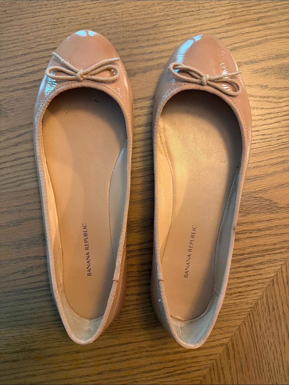 Banana Republic Ballet Flats Size 8.5 Nude